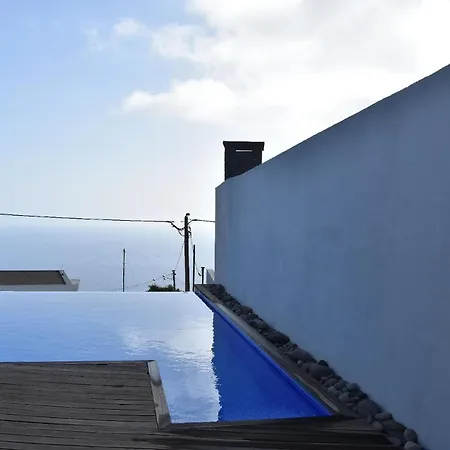 In Estreito Da Calheta Mit Privatem Pool Und Meerblick Dom wakacyjny *