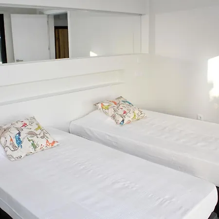 Holiday home In Estreito Da Calheta Mit Privatem Pool Und Meerblick Jardim do Mar